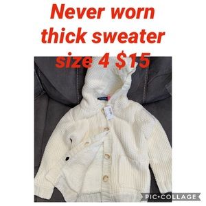 Children’s Place sweater size 4. Never worn.